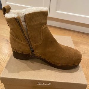 New in box! Madewell clog boots size 8 toffee